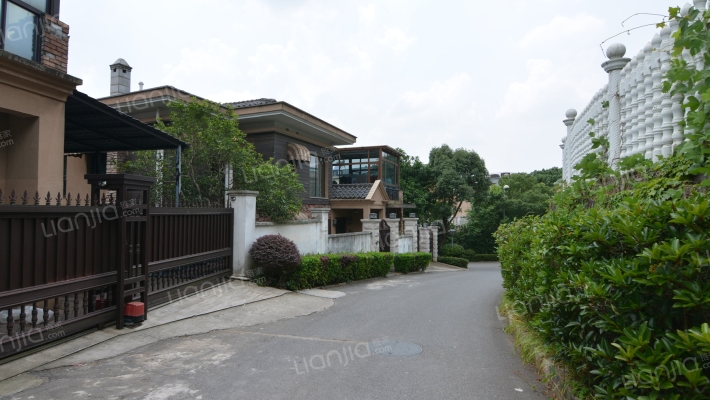 香格里麓山别墅