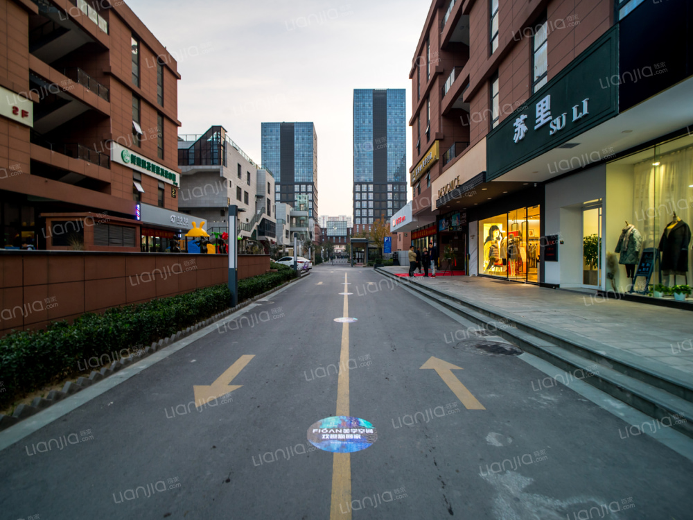 郑东商业中心b区