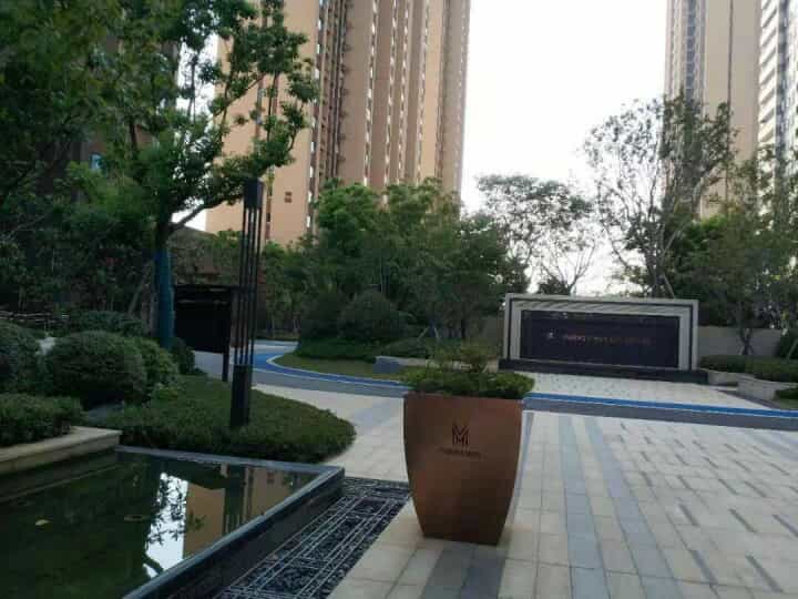 孟家铺地铁口高档楼盘,精装未住过人_武汉当代万国城3