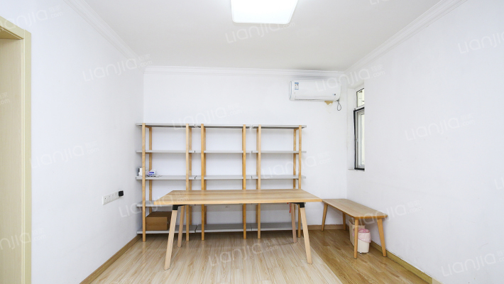 政通路311弄二手房实景图