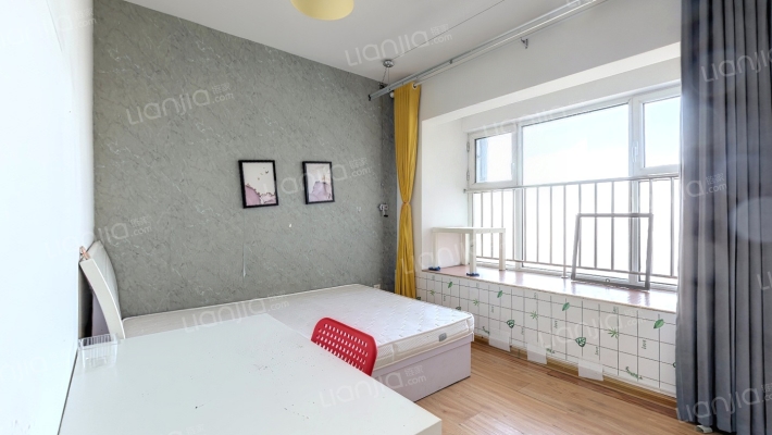 荣盛锦绣澜湾二手房实景图