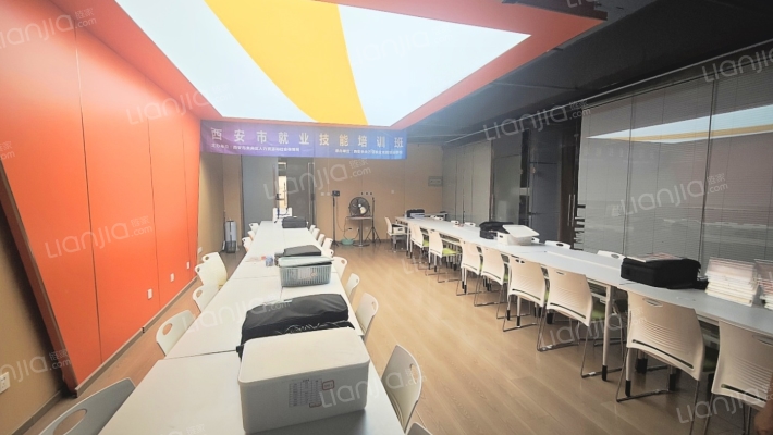万达写字楼二手房实景图