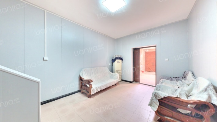 临潼骊华新村二手房实景图