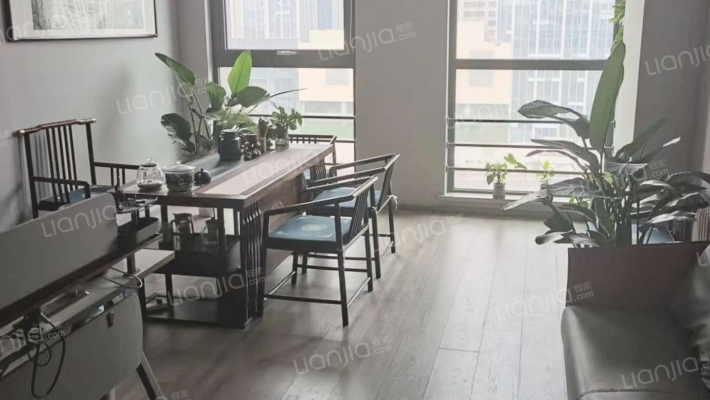 中房元泰广场二手房实景图