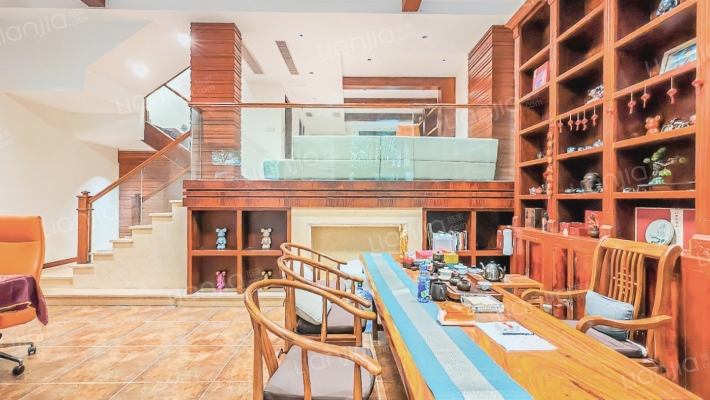 龙湖蓝湖郡东岸二手房实景图