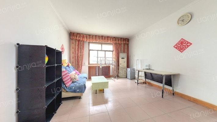 西何小区二手房实景图