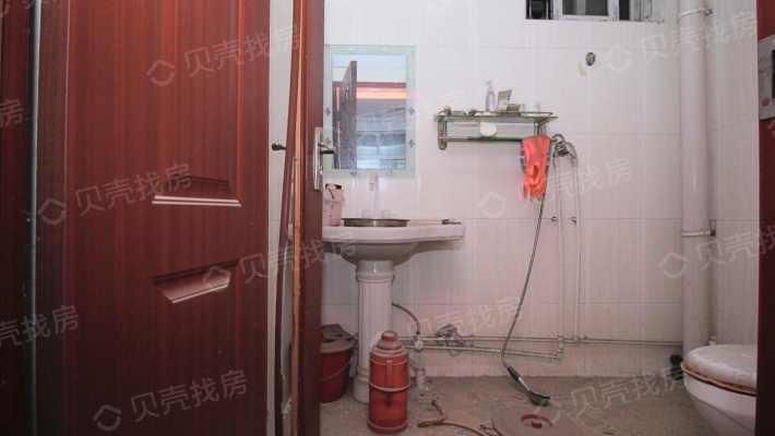 商水县城内多层房子简单装修拎包入-卫生间B