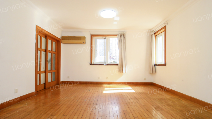 凯旋公寓二手房实景图