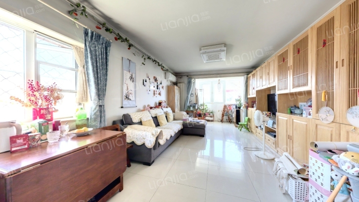 幸福东区二手房实景图