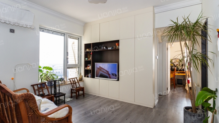 中辉新苑二手房实景图