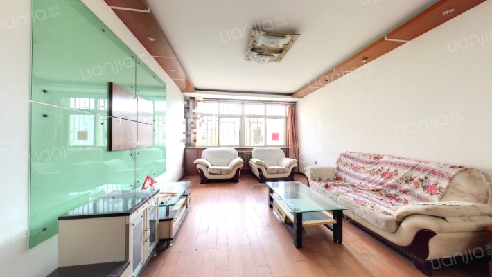 红盾小区东区二手房实景图