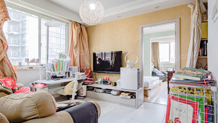 和颐苑二手房实景图