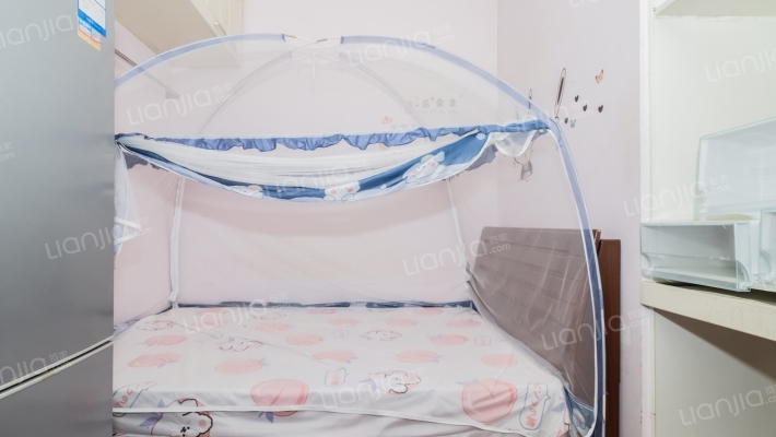 周家嘴路3350号二手房实景图