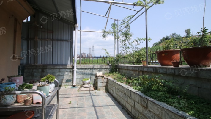 东坝香山怡园精装跃层带屋顶花园-露台