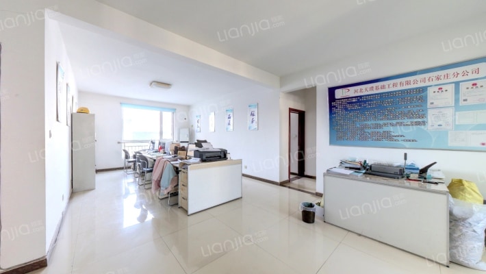 翰林天潤小区二手房实景图