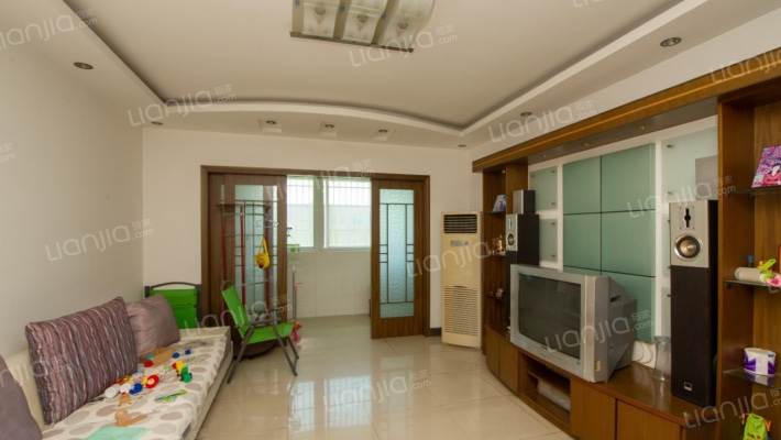 華陽名府二手房实景图