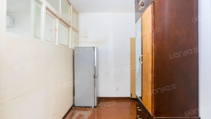 光新大楼二手房实景图