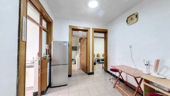 城角街烟草宿舍二手房实景图