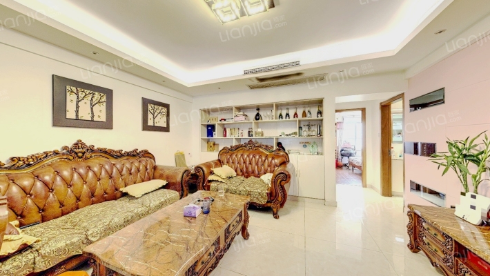 荣联公寓二手房实景图