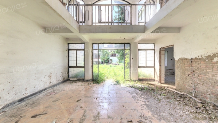 福海湖中湖花园二手房实景图