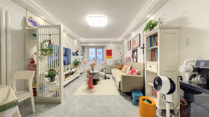 蔚雲府二手房实景图