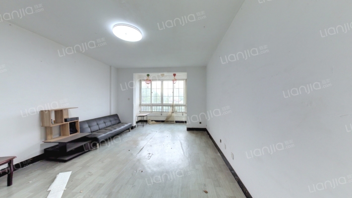 华盛名门二手房实景图