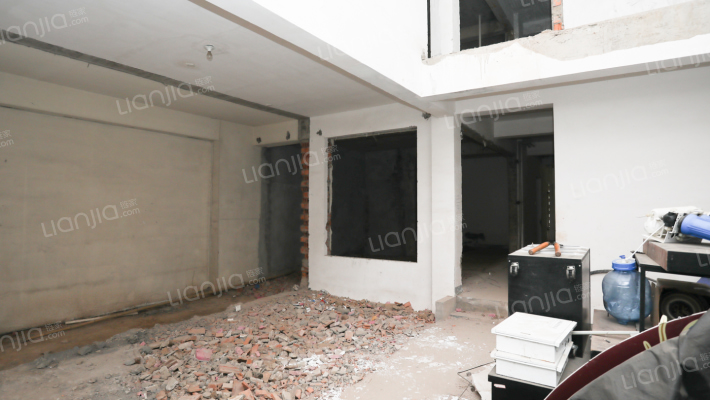 亚东朴园北区二手房实景图