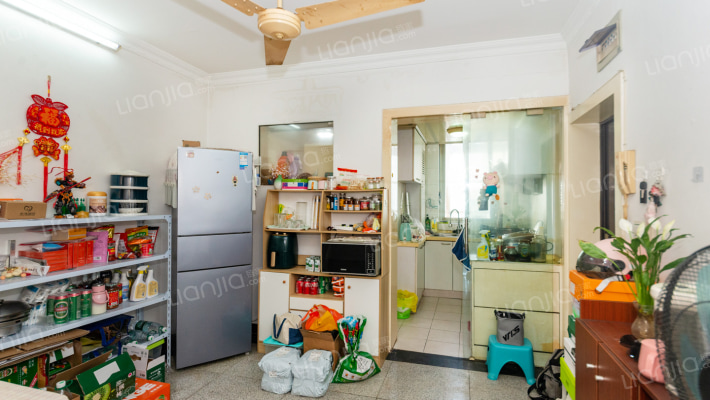 汇龙公寓二手房实景图