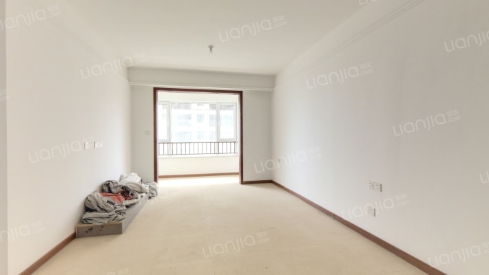 中梁国宾府二手房实景图