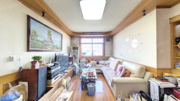 新德公寓(浦东)二手房实景图