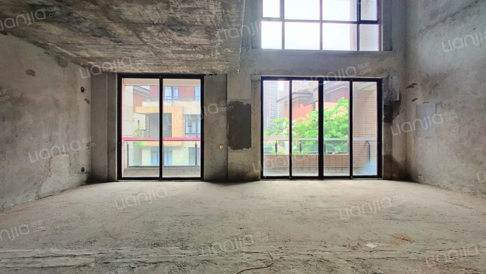 星河丹堤A区二手房实景图