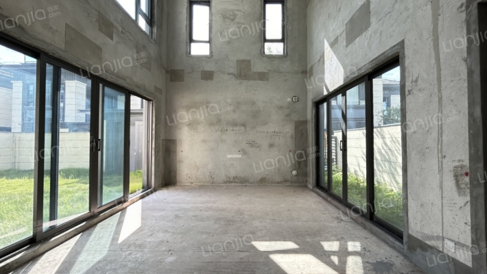 远洋公园青岚二手房实景图