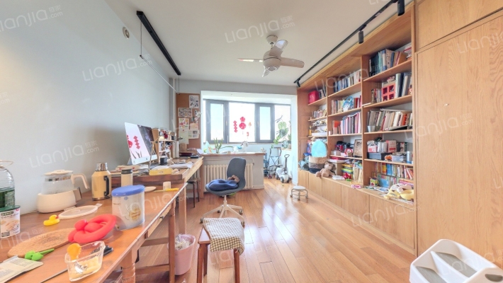 恒富花园1号院二手房实景图