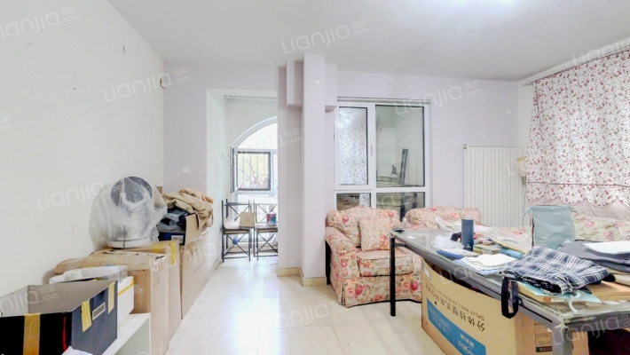 顶秀美泉小镇A区二手房实景图