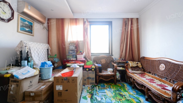 鼎隆大厦二手房实景图