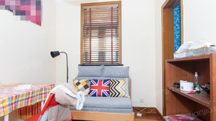 武康路280弄(公房)二手房实景图