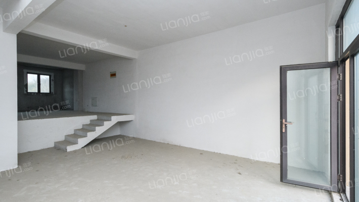 拿云山二手房实景图