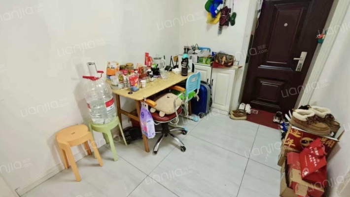 教委小区二手房实景图