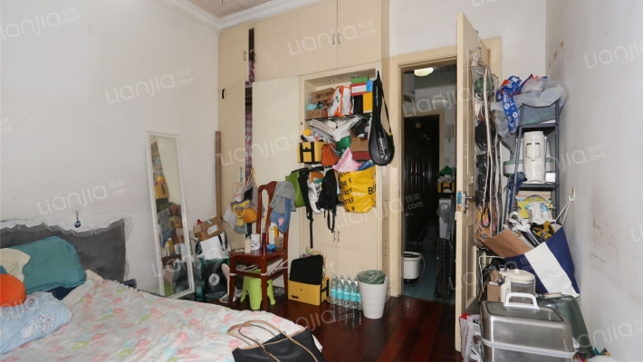 控江路645弄二手房实景图