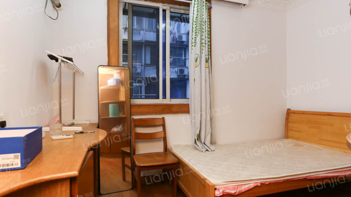 海虹小区二手房实景图