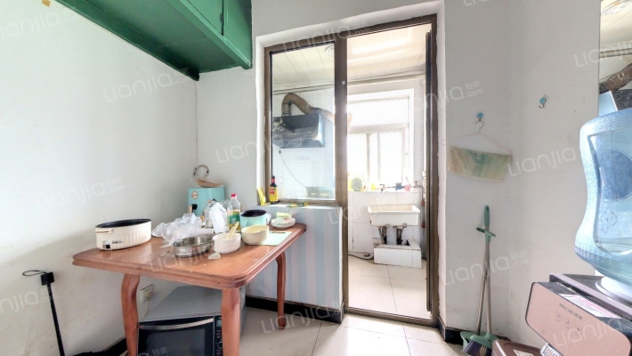 铁路家属楼二手房实景图