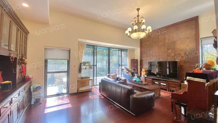 凯德林茵湖畔西区二手房实景图