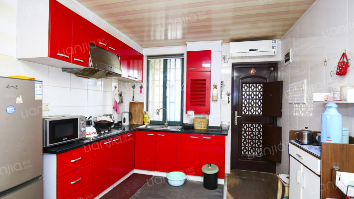 政通路40弄二手房实景图