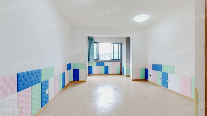 中铁西城东苑二手房实景图