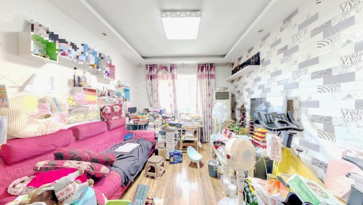 君逸左岸二手房实景图