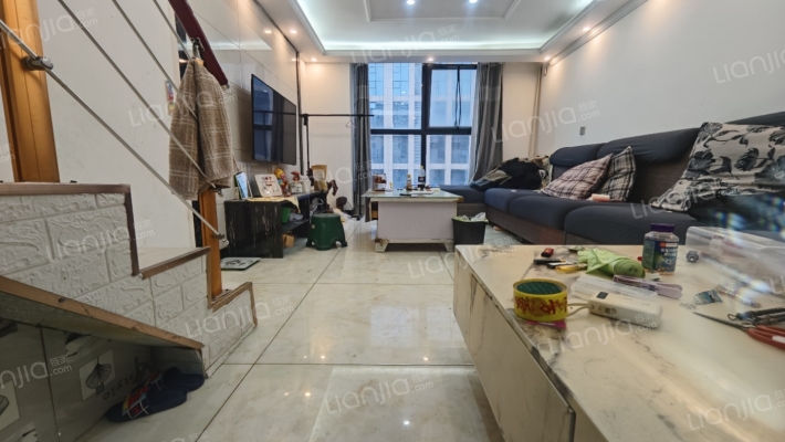 高新SOHO二手房实景图