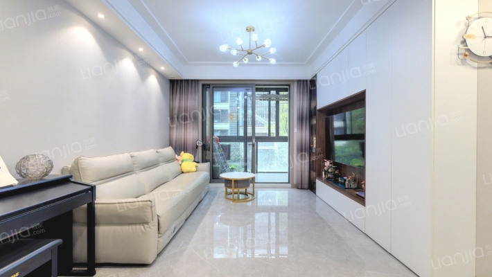 世纪江湾二手房实景图