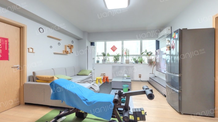 高斓大厦二手房实景图