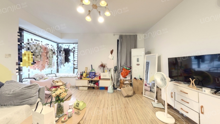 湖畔天城二手房实景图