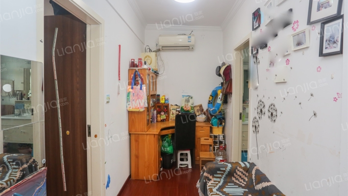 荡湾新村二手房实景图